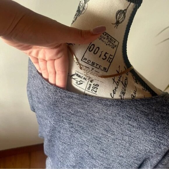 EDDIE BAUER size M blue long sleeve tunic long fitted shirt with scoop neck - Picture 2 of 7